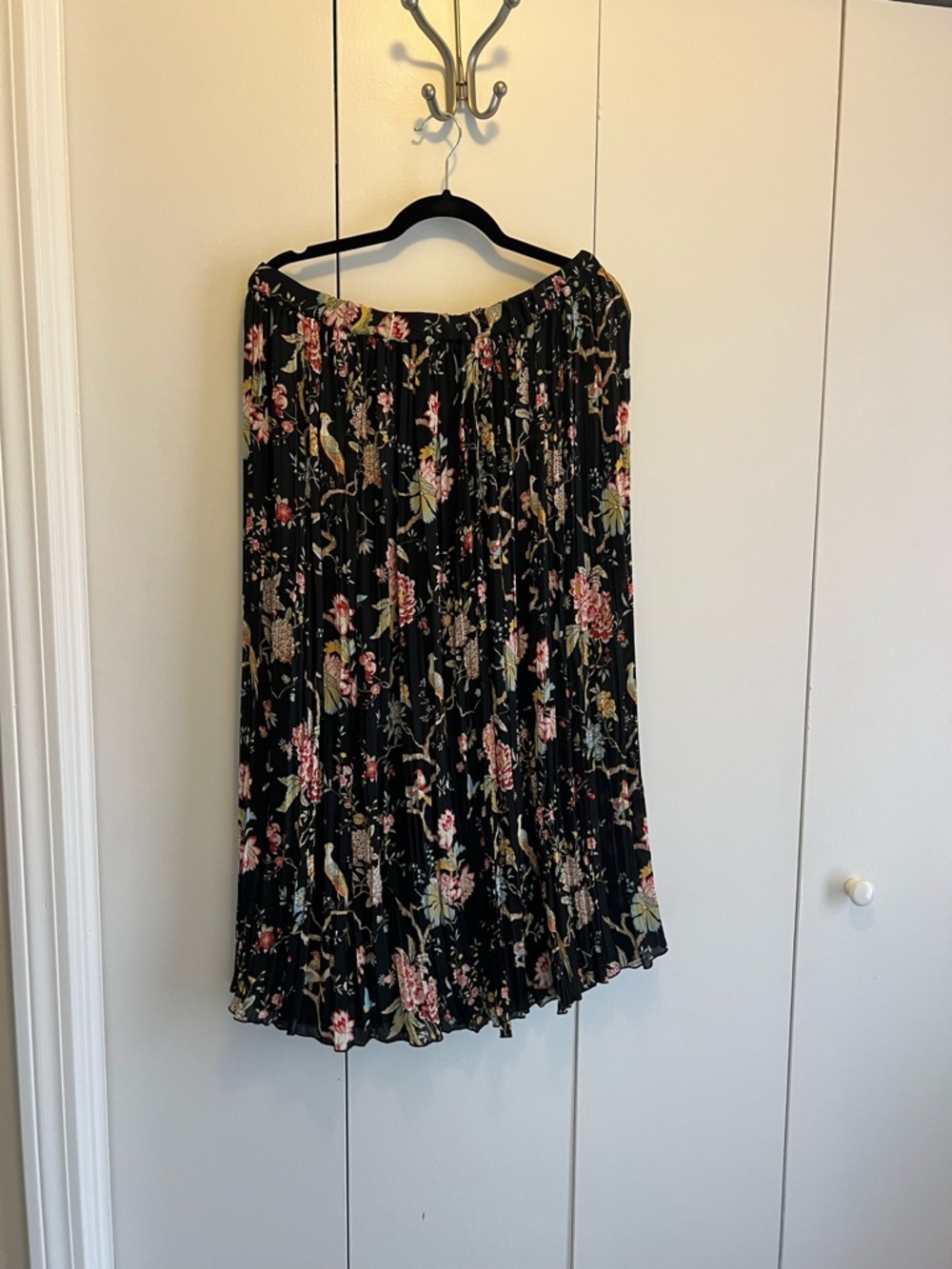 GP&J Baker by H&M Black Pleated Midi Skirt with Floral and Bird Print